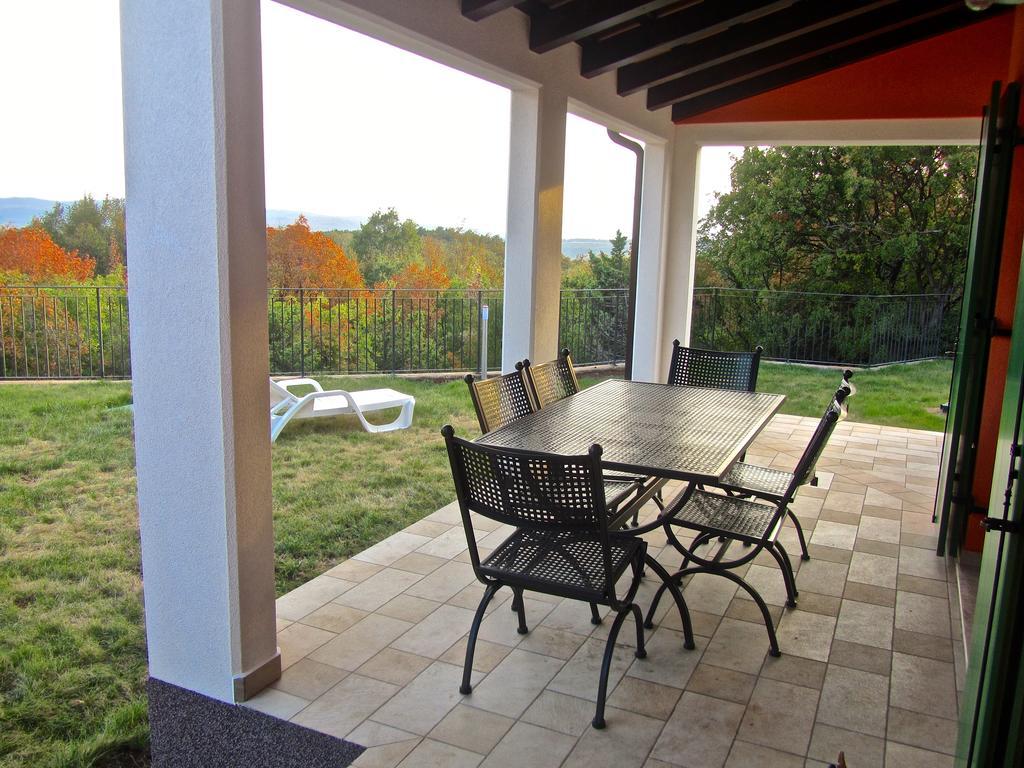 Apartments Athos ラバック 部屋 写真